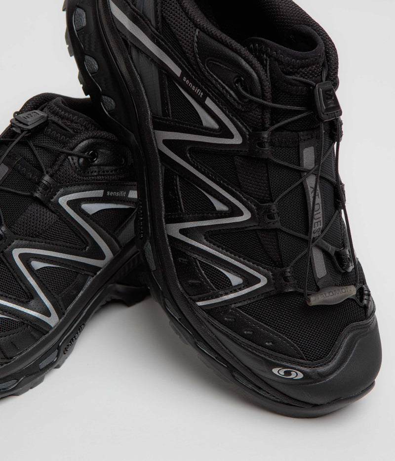 Salomon XT‑Quest Black Silver Trail Hiking Sneakers